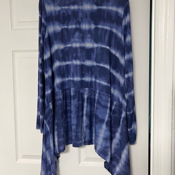 LOGO by Lori Goldstein SO SOFT Blue Tie-Dye Cardigan. - Picture 9 of 14